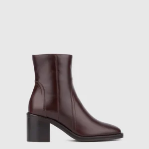 Boots^Aquatalia Janella Chocolate