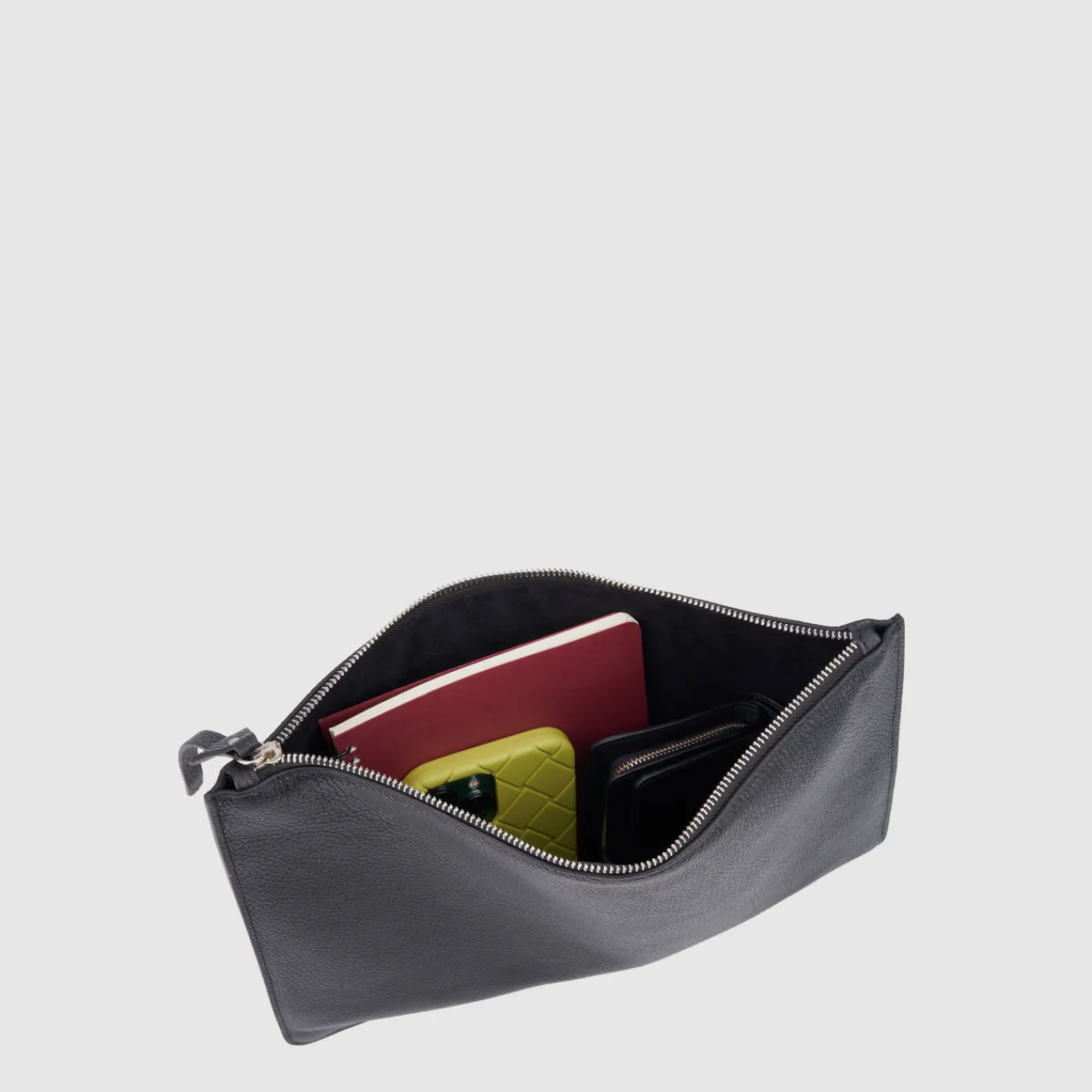 large_zip_pouch_1.webp Leather Goods^Aquatalia Large Zip Pouch