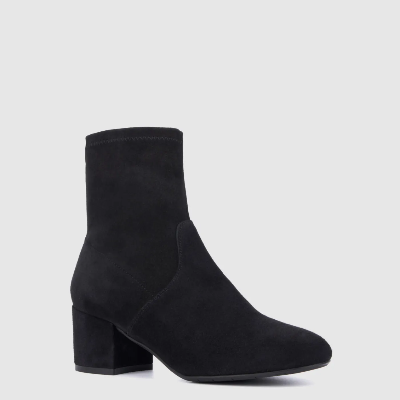 lilianne_1.webp Boots^Aquatalia Lilianne Black