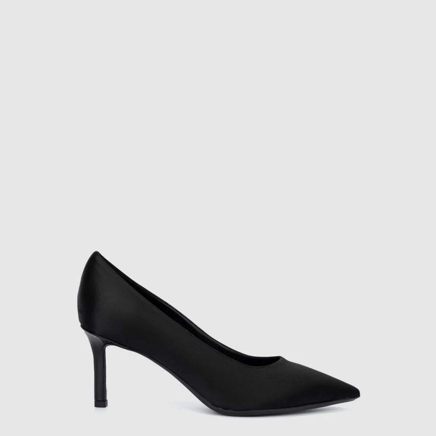melina_0.webp Heels^Aquatalia Melina Black