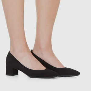 Heels^Aquatalia Pasha Black