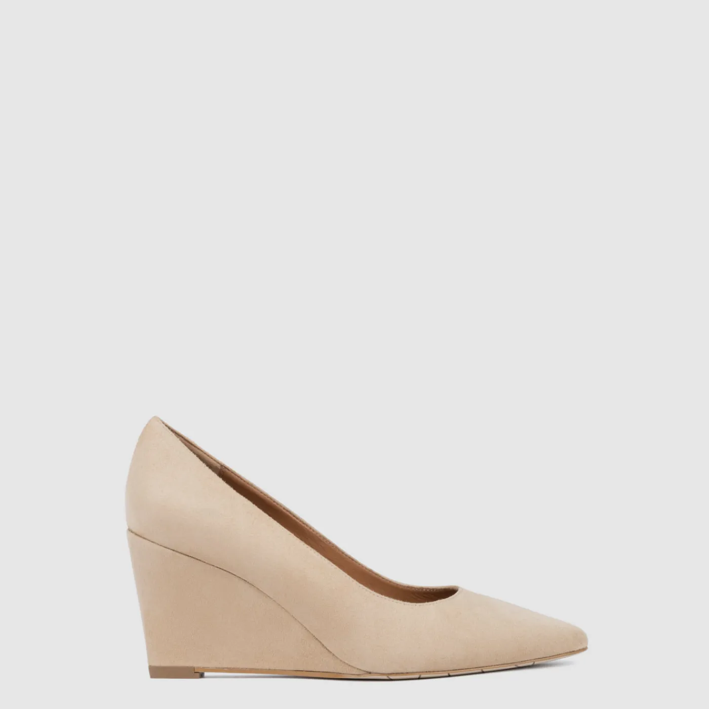 posie_0-1.webp Heels^Aquatalia Posie Almond