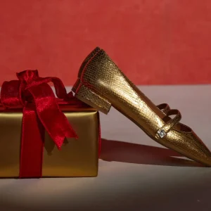 Flats & Sneakers^Aquatalia Priya Gold