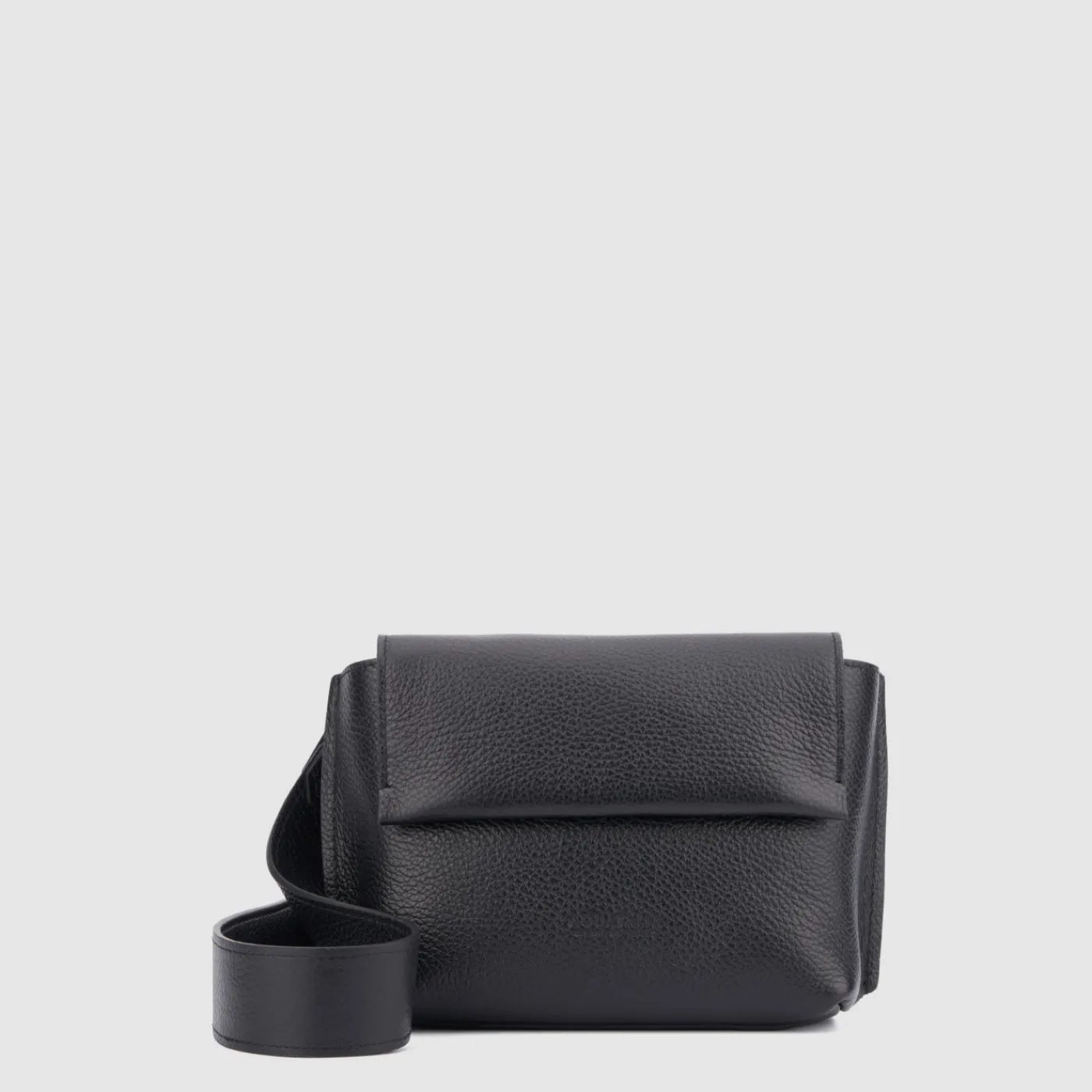 soho_crossbody_0-5.webp Handbags^Aquatalia Soho Crossbody Black pebbled