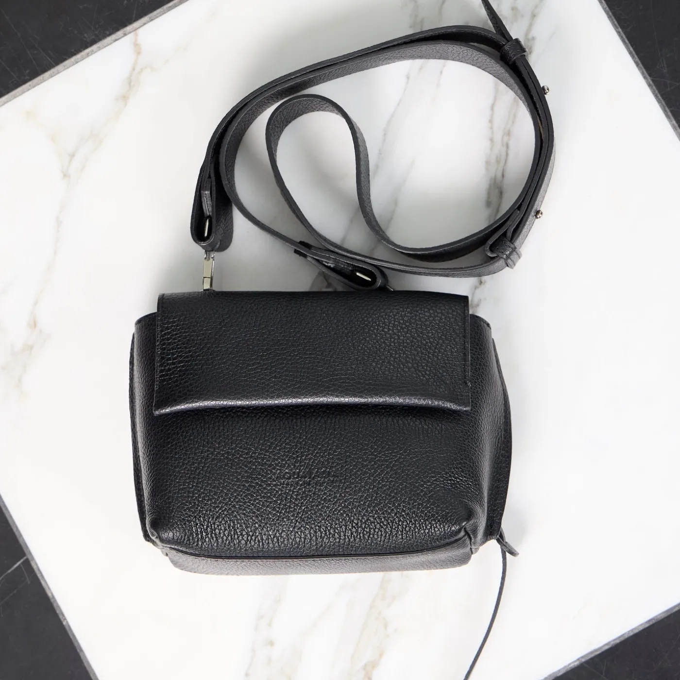soho_crossbody_5-2.webp Handbags^Aquatalia Soho Crossbody Black pebbled